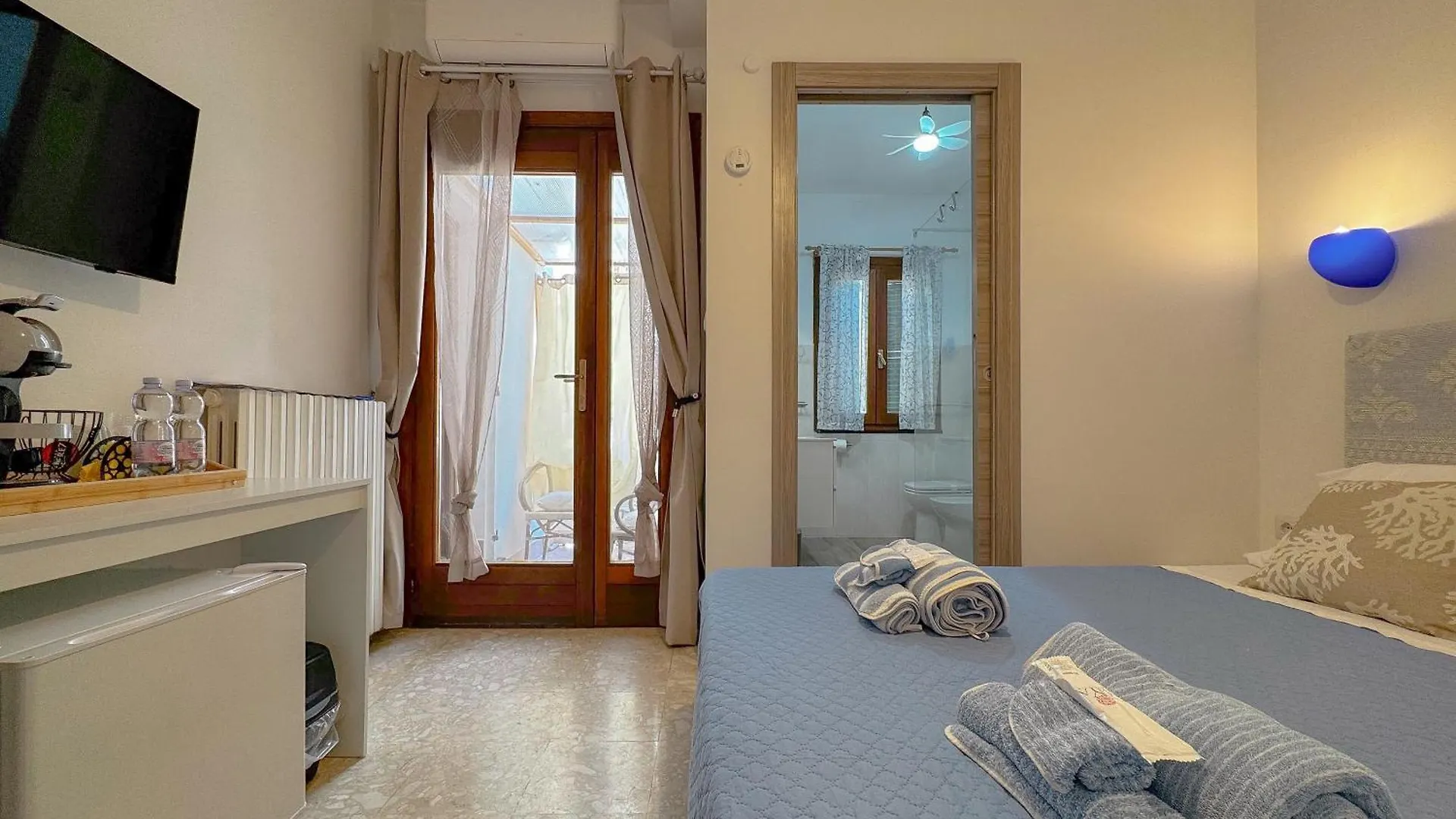 Pensión 49 Sea Rooms - Guesthouse Stintino