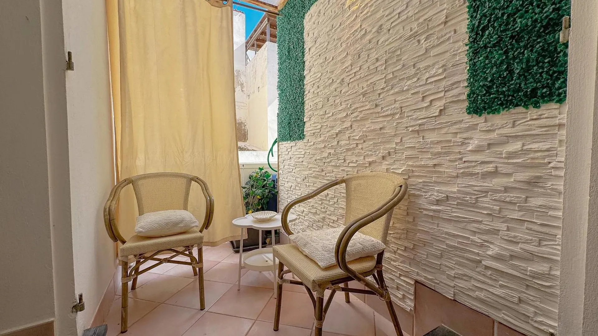 49 Sea Rooms - Guesthouse Stintino 0*,